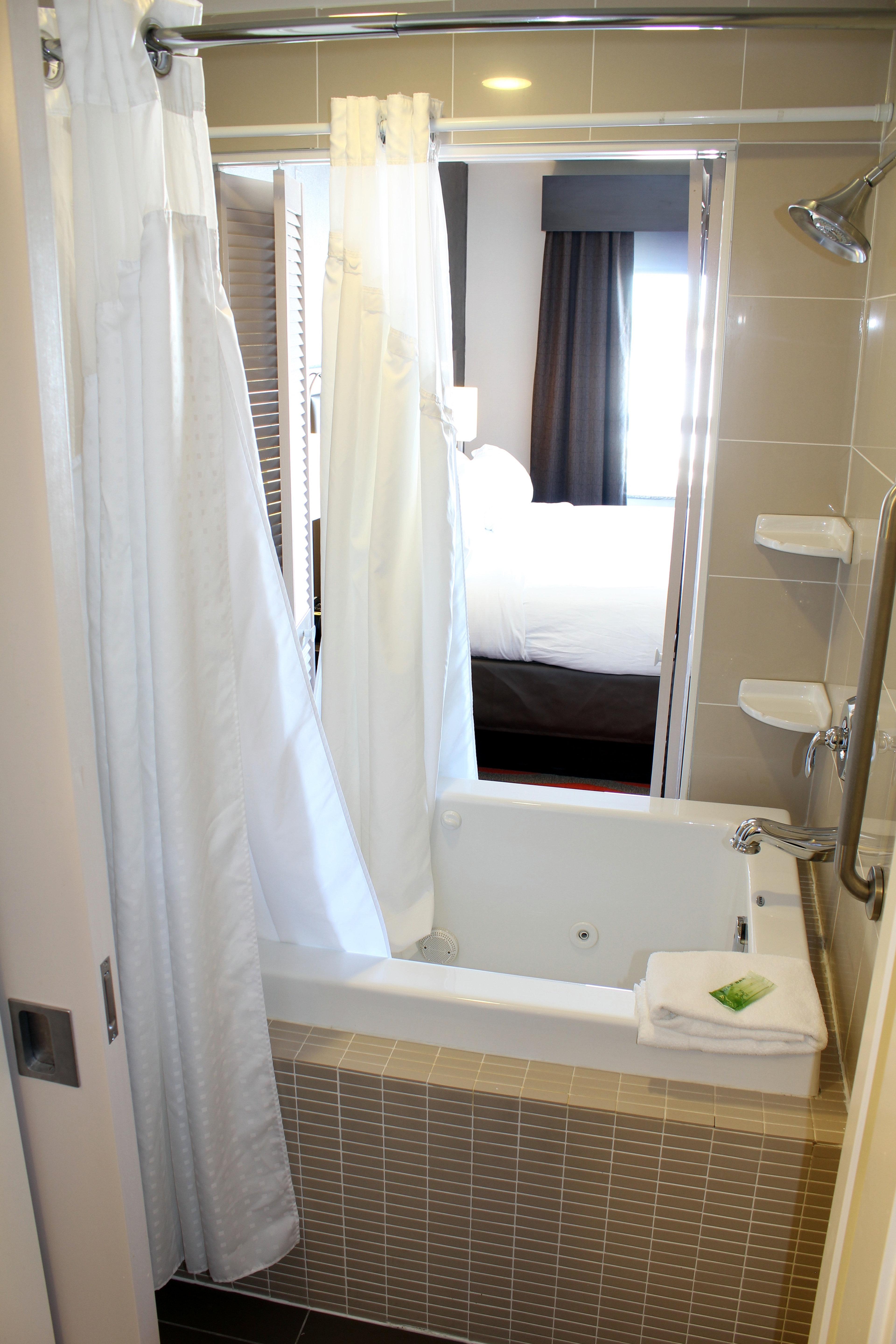 Chateau Inn & Suites Bonnyville מראה חיצוני תמונה
